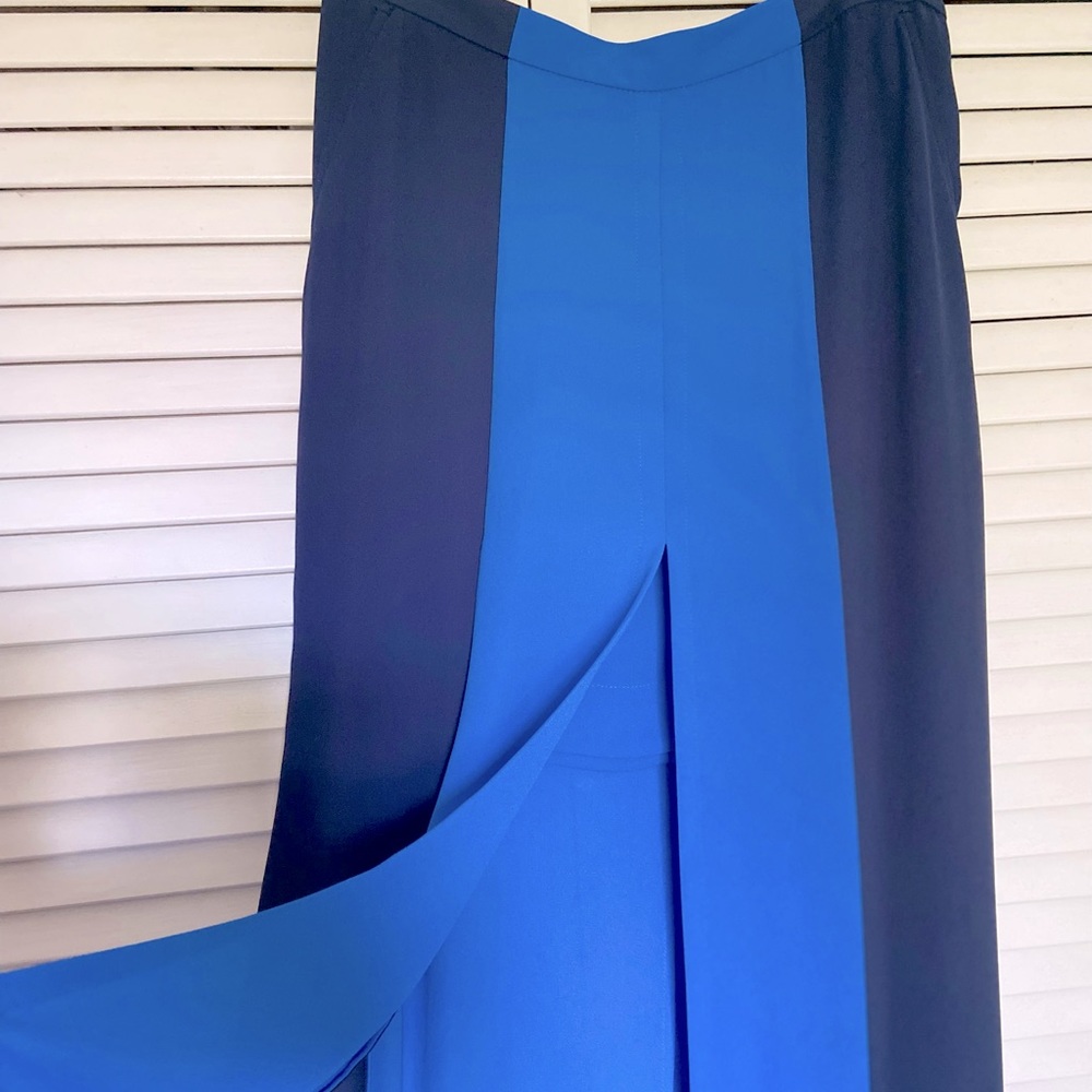 BCBG Two Tone Blue Maxi Skirt. GORGEOUS! 💎💙 - Picture 3 of 6